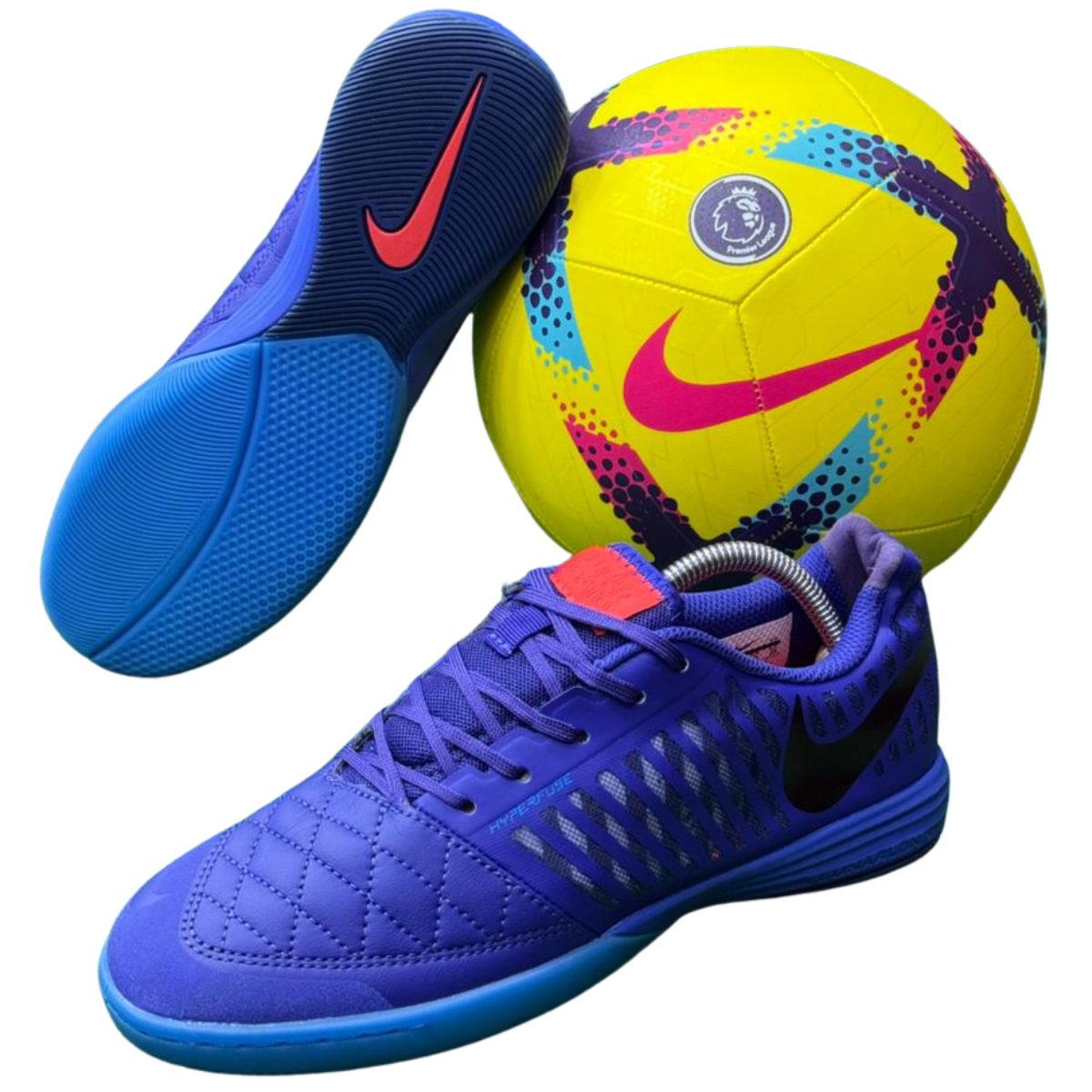 Comprar Zapatillas Futsal Nike Lunar Gato 2 Hyperfuse Hombre. En Onlineshoppingcenterg, tenemos las mejores opciones para jugadores de fútbol sala. Si buscas unas zapatillas que combinen estilo, comodidad y rendimiento, es hora de comprar zapatillas futsal Nike Lunar Gato 2 Hyperfuse Hombre. Este modelo es uno de los favoritos entre los amantes del futsal, y aquí te contamos por qué.  ¿Por Qué Elegir las Nike Lunar Gato 2 Hyperfuse? Las Nike Lunar Gato 2 Hyperfuse Hombre están diseñadas para ofrecer un rendimiento excepcional en la cancha. Estas zapatillas destacan por su comodidad, ligereza y tracción, ideales para movimientos rápidos y precisos en el fútbol sala.  Características Destacadas Tecnología Hyperfuse Este material combina transpirabilidad, durabilidad y soporte, brindando un ajuste perfecto. Es similar a la tecnología utilizada en modelos como el Nike Lunar React Gato y el Lunar Gato Ricardinho.  Amortiguación Lunar La espuma Lunarlon proporciona una excelente absorción de impactos, mejorando la comodidad durante todo el juego.  Suela de Goma Antideslizante Ofrece una tracción superior en superficies de futsal, comparable a modelos como el Nike Air Gato Futsal y el Lunar Gato 3.  Diseño Elegante y Funcional Disponible en colores como las Nike Lunar Gato 2 Negras, Nike Lunar Gato Rosa y Nike Lunar Gato Verde, estas zapatillas no solo rinden bien, sino que también lucen increíbles.